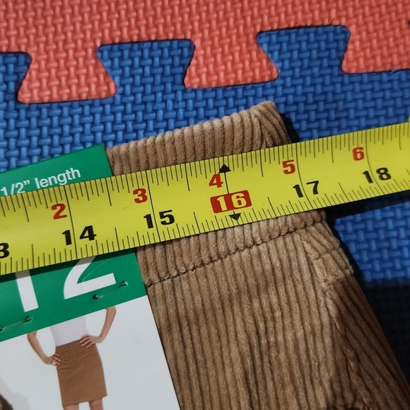 S.C. & Co Corduroy Skirt Womens Size 12 Pull On Cord Mini Skirt Tan Brown NWT - Picture 13 of 13